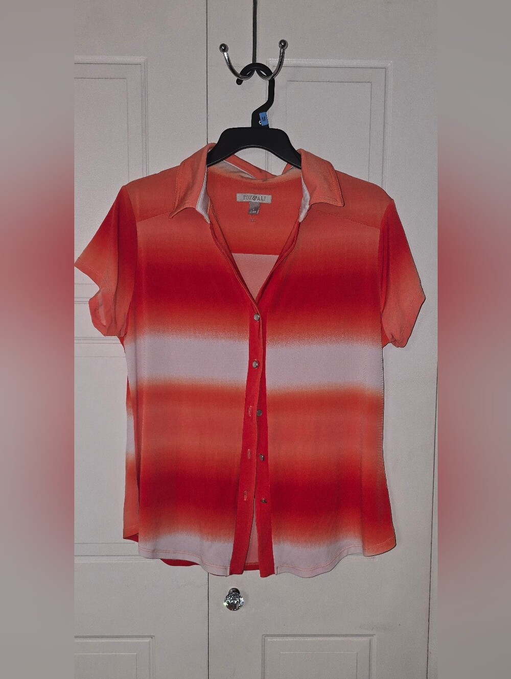 Roz & Ali Orange Ombre Button-Front Short Sleeve Shirt - Large